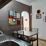 Oda ve Kahvaltı Alberini