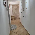Oda ve Kahvaltı Alberini 4*