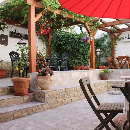Alberini Bed & Breakfast *