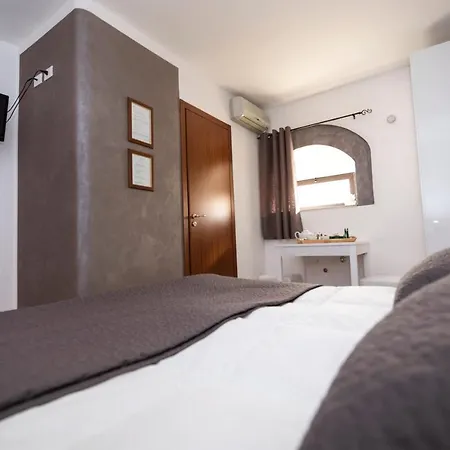 Bed & Breakfast Alberini Noto