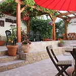 Alberini فندق مبيت وإفطار 4*